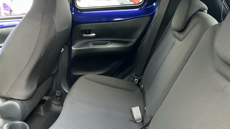 Toyota Aygo X 1.0 VVT-i Edge 5dr Auto Petrol Hatchback